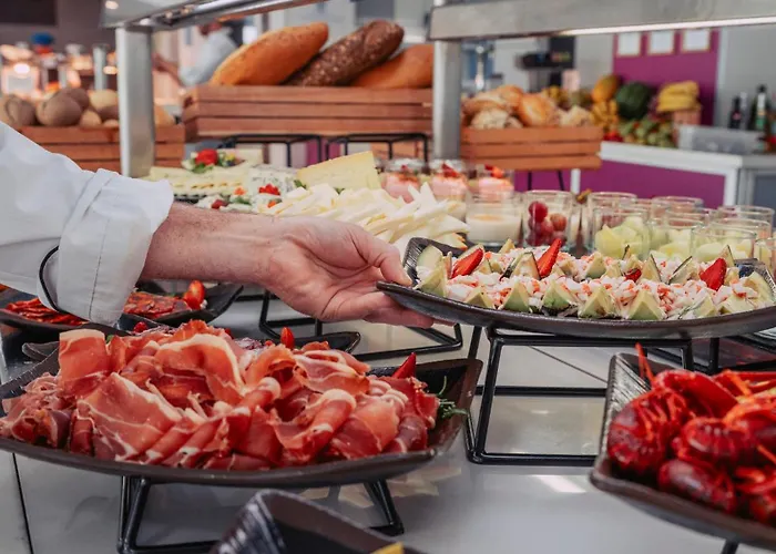 Bluesea Marieta & (adults Only) 普拉亚戴尔雷安格莱斯